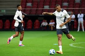 作为时尚达 作为时尚达